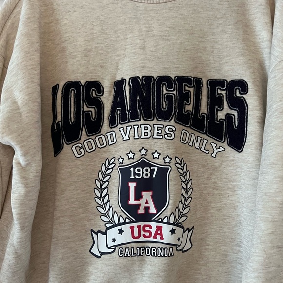 Orange Kiss Patchwork Los Angeles Sweatshirt Unisex - Picture 3 of 9